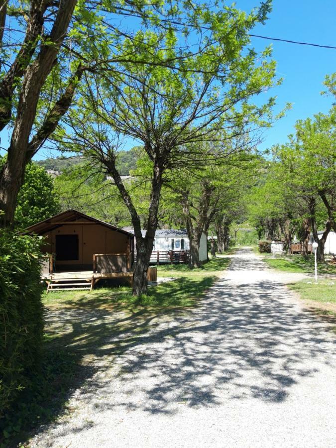 Camping La Boheme Hotel Tournon-sur-Rhone Ngoại thất bức ảnh